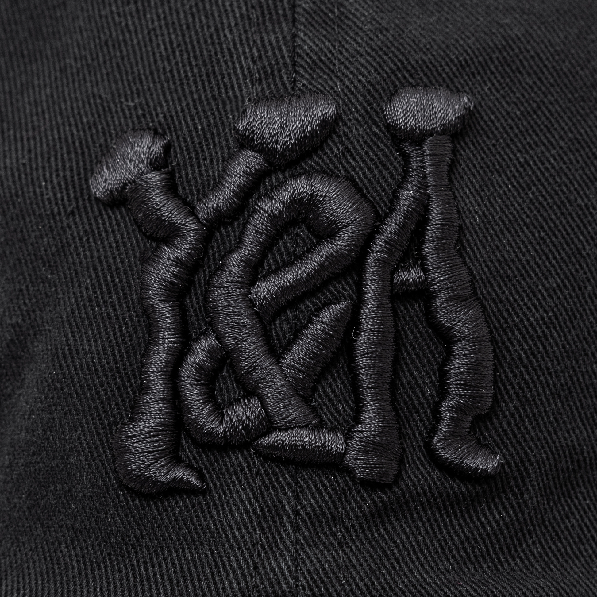 Y&A BLACK STRAPBACK