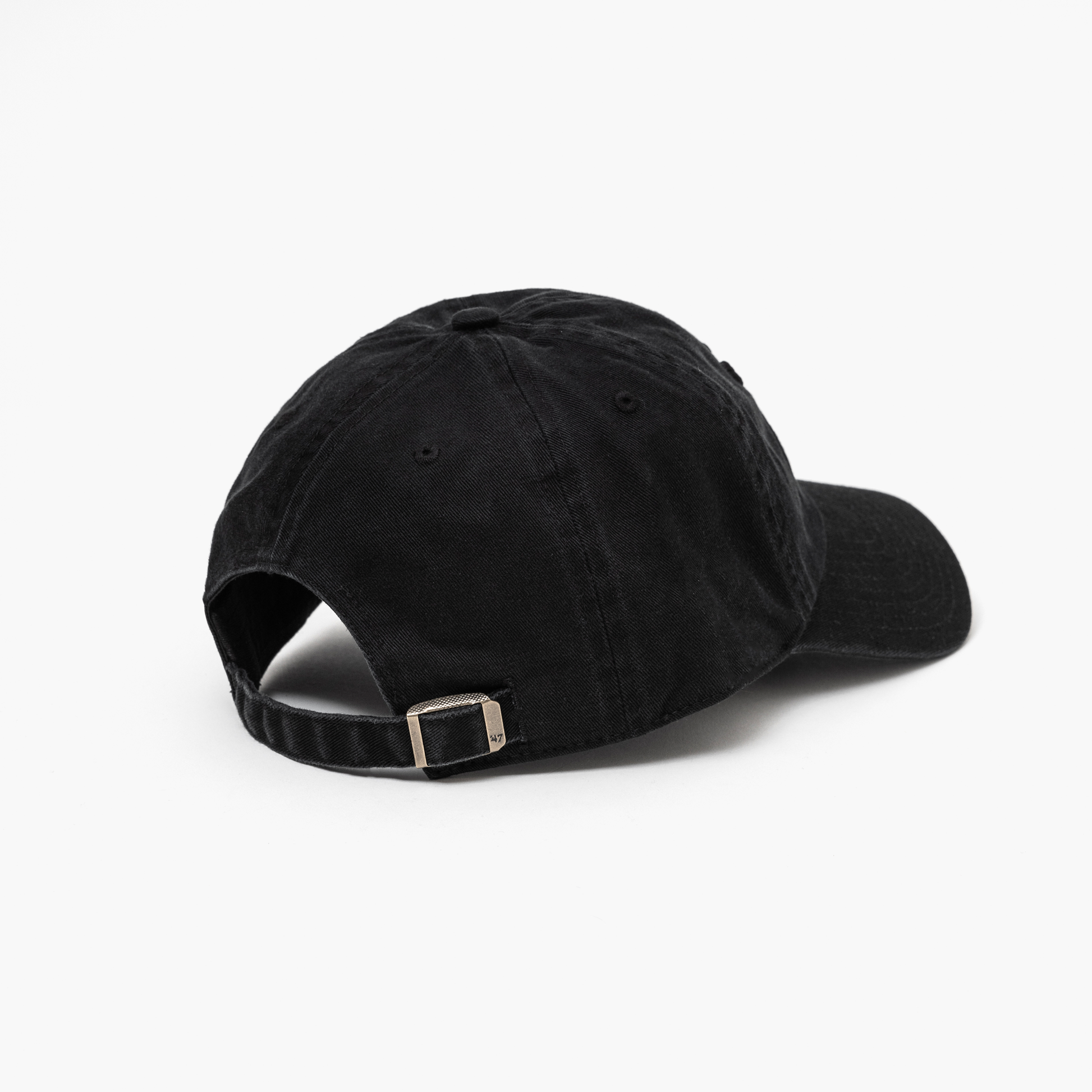 Y&A BLACK STRAPBACK