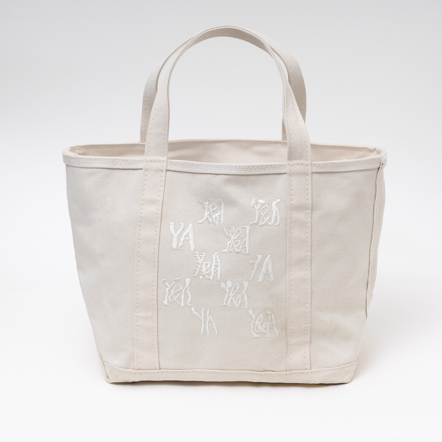 Y&A GRID ZIP TOTE
