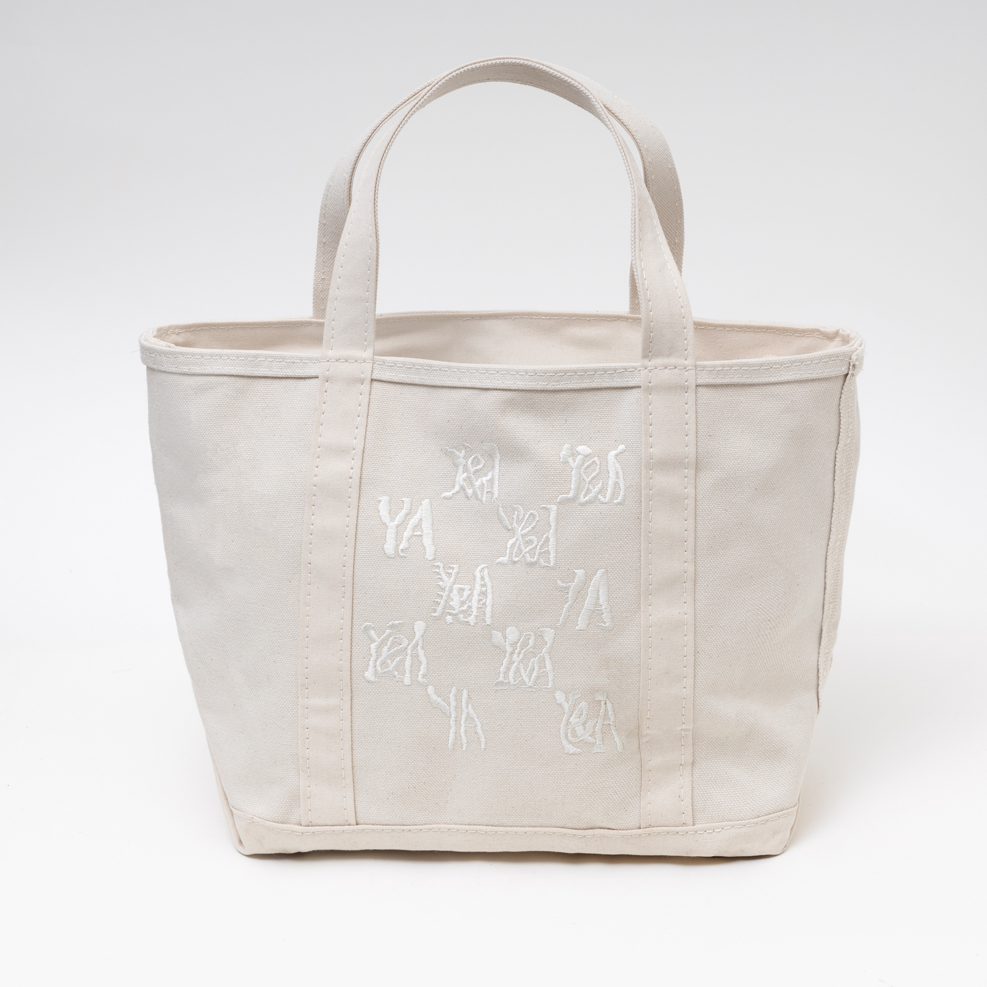 Y&A GRID ZIP TOTE