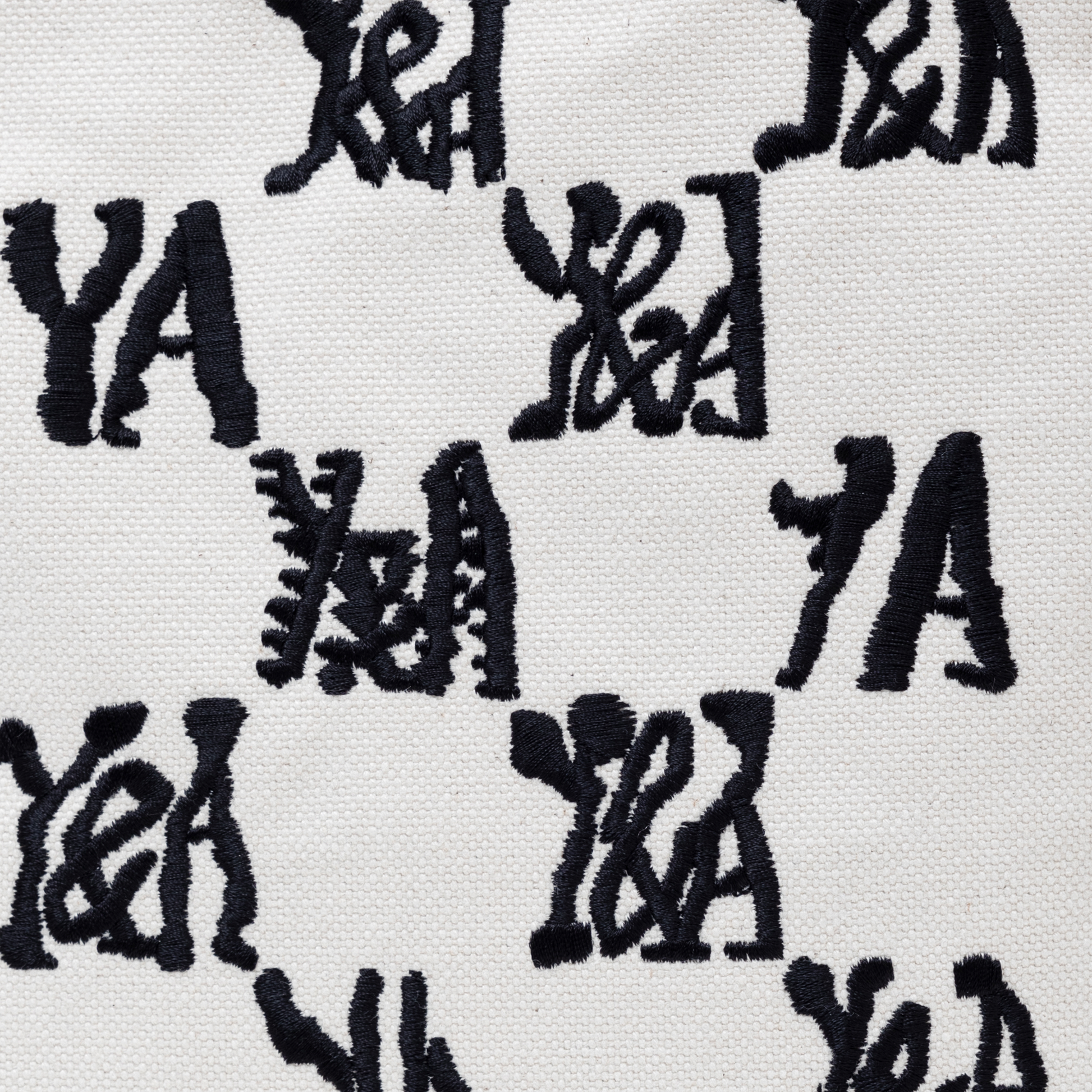 Y&A GRID ZIP TOTE – BLACK ON NATURAL