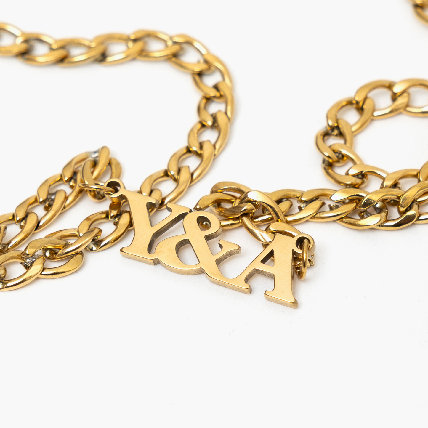 Y&A Necklace Gold